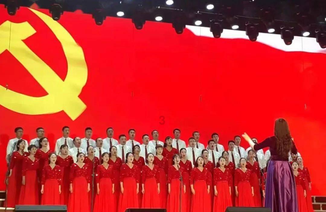 越长越美，越长大越好看的两大生肖女